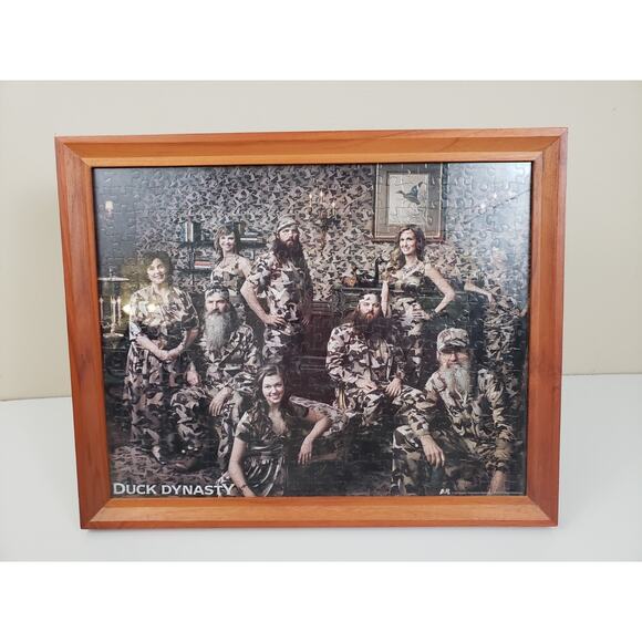 (O5) Framed Duck Dynasty Guys 2013 Jigsaw Puzzle A&E Television - Picture 1 of 6